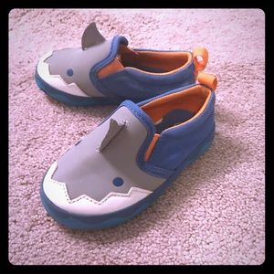 Baby Boy Shark slip-on Sneakers